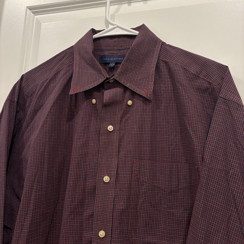 Tommy Hilfiger Button Down Dress Shirt Mens XL Red White Blue Checkered 17 34/35